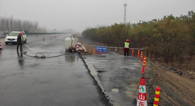 路面防污染，我们在行动